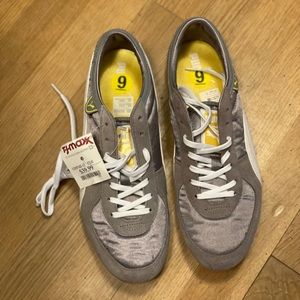 Puma Sport Lifestyle sneakers